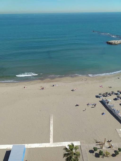 Seafront Apartment With Open-Air Heated Pool Fuengirola Exterior photo